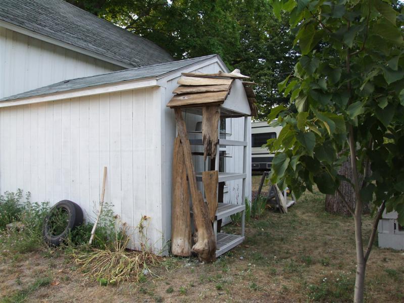 outdoor kitchen shelves